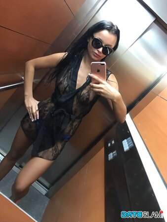 Daphne Klyde takes naughty selfies of her naked ass and tiny tits