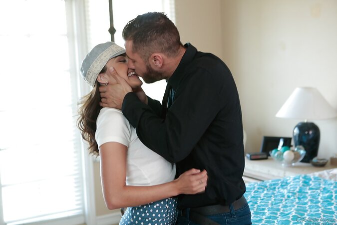 Morning sex will help cute girl and boyfriend stay positive during the day