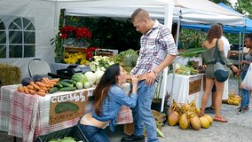 A sexy Latina that loves fooling around in the market is getting fucked