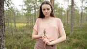 Cute starlet Cortney Weiss is masturbating in the woods