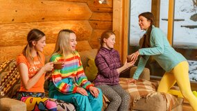 Spinner babe group all licking pussy and orgasming