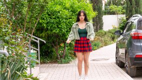 Hunky man and a pale tattooed girl going hard in HD