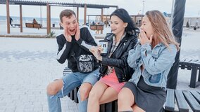 Hot Babes Bring The Guy Home To Fuck Them Threesome